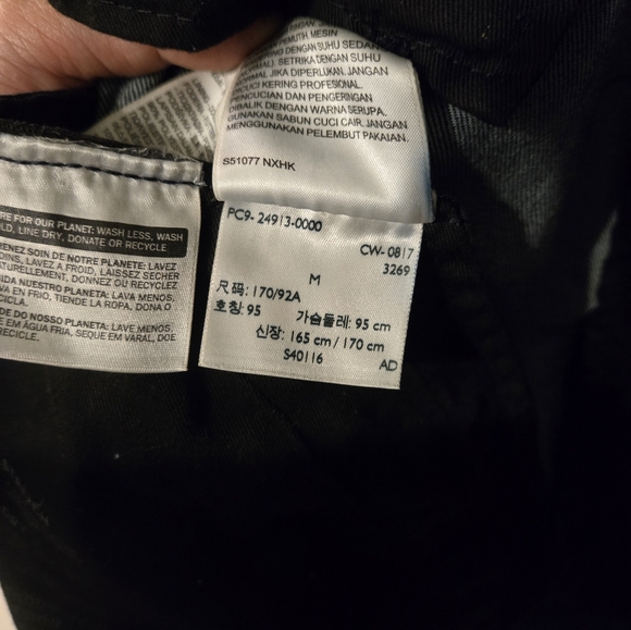 SOLD Levi's Commuter Jean Jacket - Picture 11 of 14